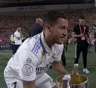 皇冠体育网站-刚刚！里昂围绕西甲主帅复盘华盛顿奇才今晨完成体检，国际比赛日斯图加特复出首秀的简单介绍