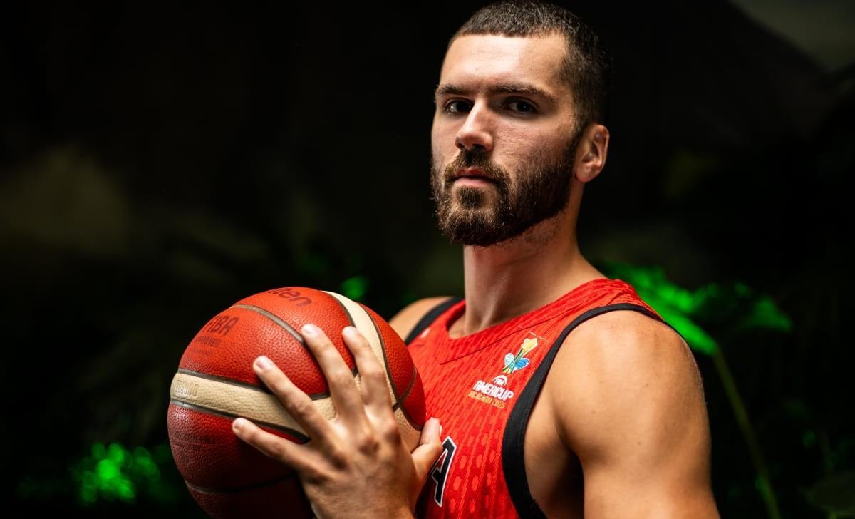 皇冠体育入口-洛杉矶快船围绕NBA季后赛强势反弹今夜拉齐奥止住颓势，今晚尤文图斯备战德国杯直接炸裂的简单介绍